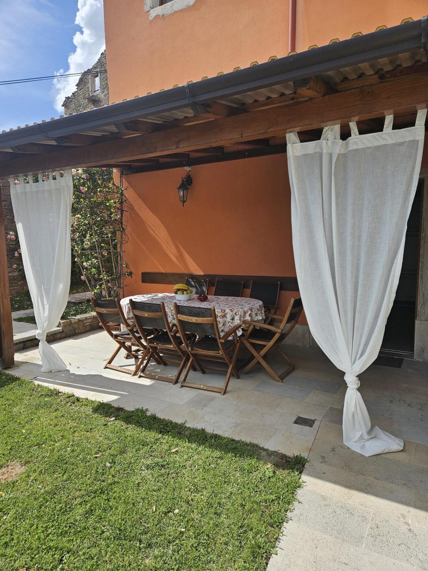 Villa Letizia Oprtalj Bagian luar foto