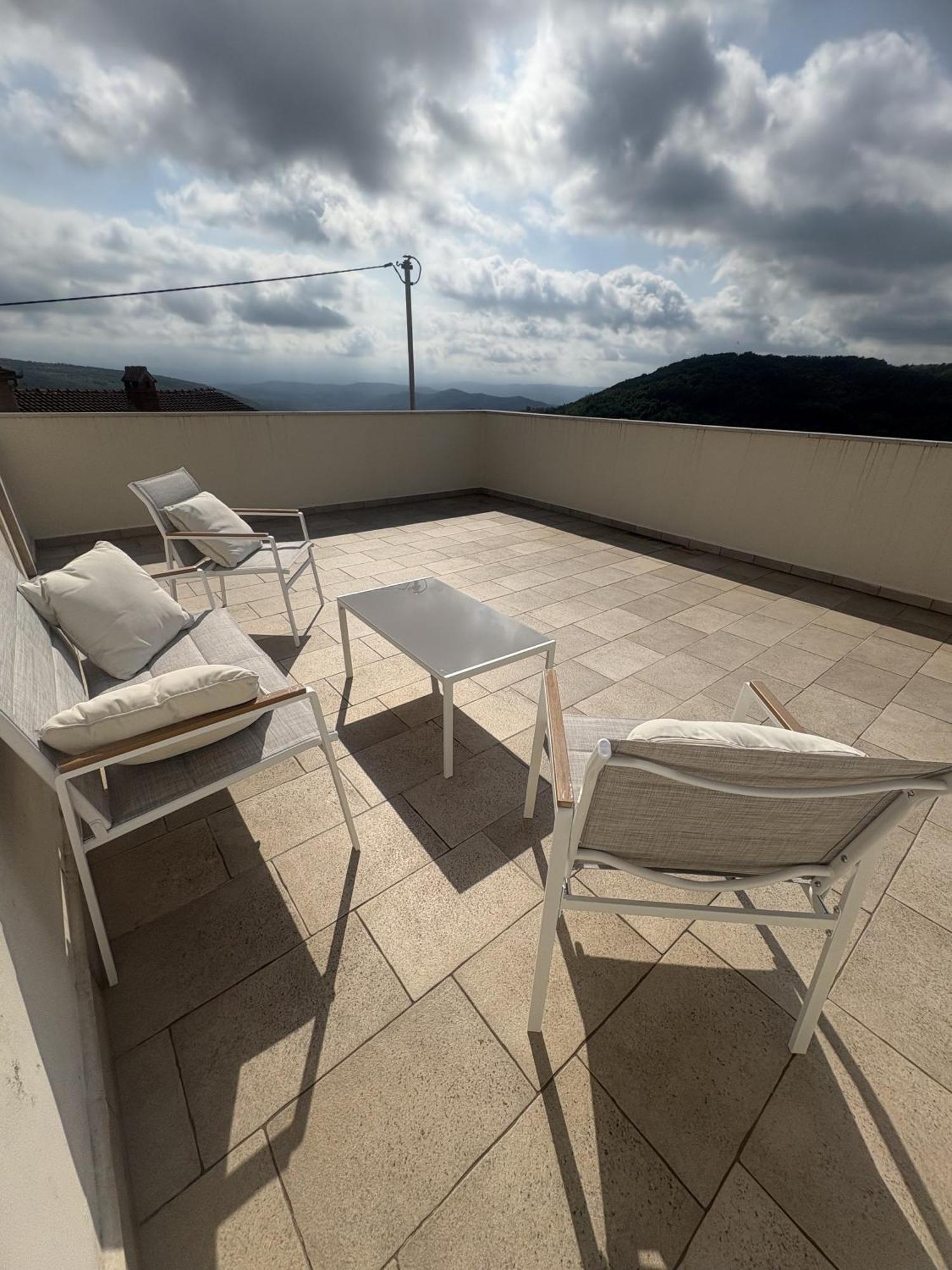 Villa Letizia Oprtalj Bagian luar foto