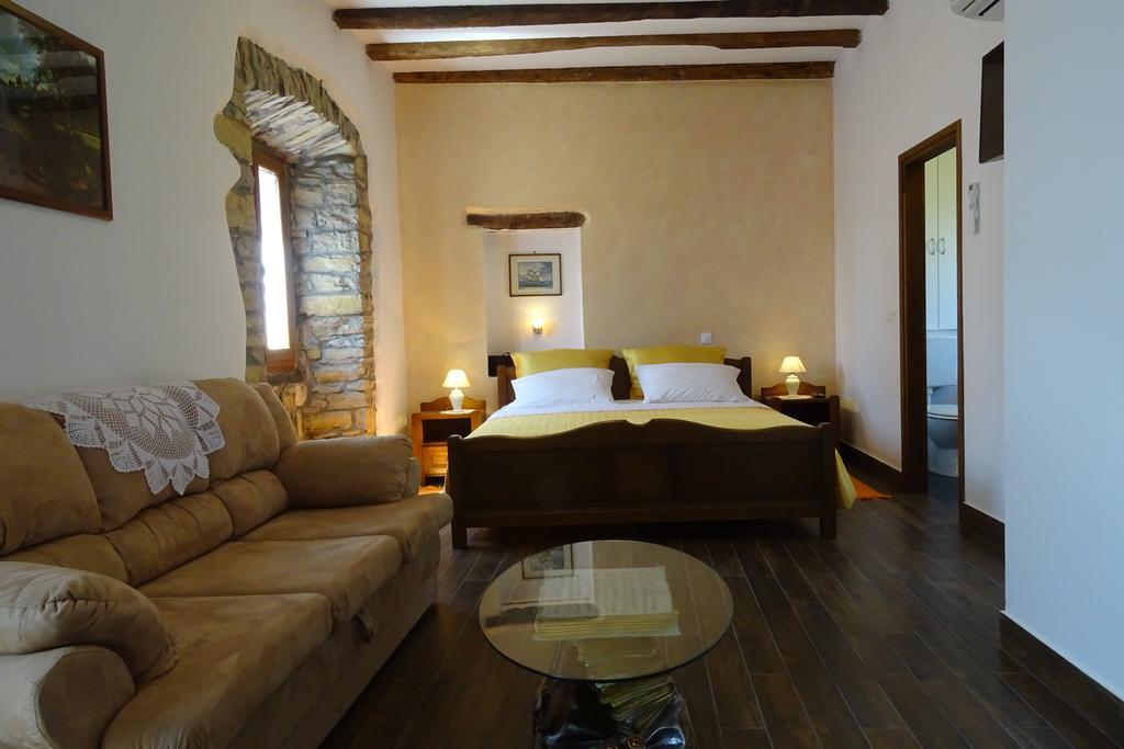 Villa Letizia Oprtalj Ruang foto