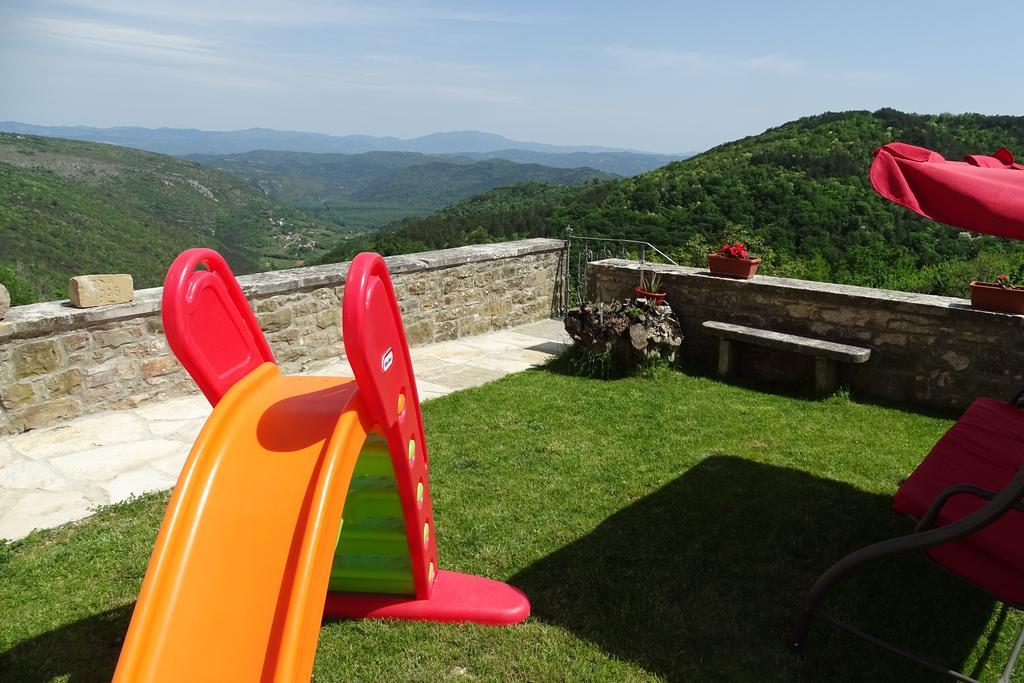 Villa Letizia Oprtalj Ruang foto