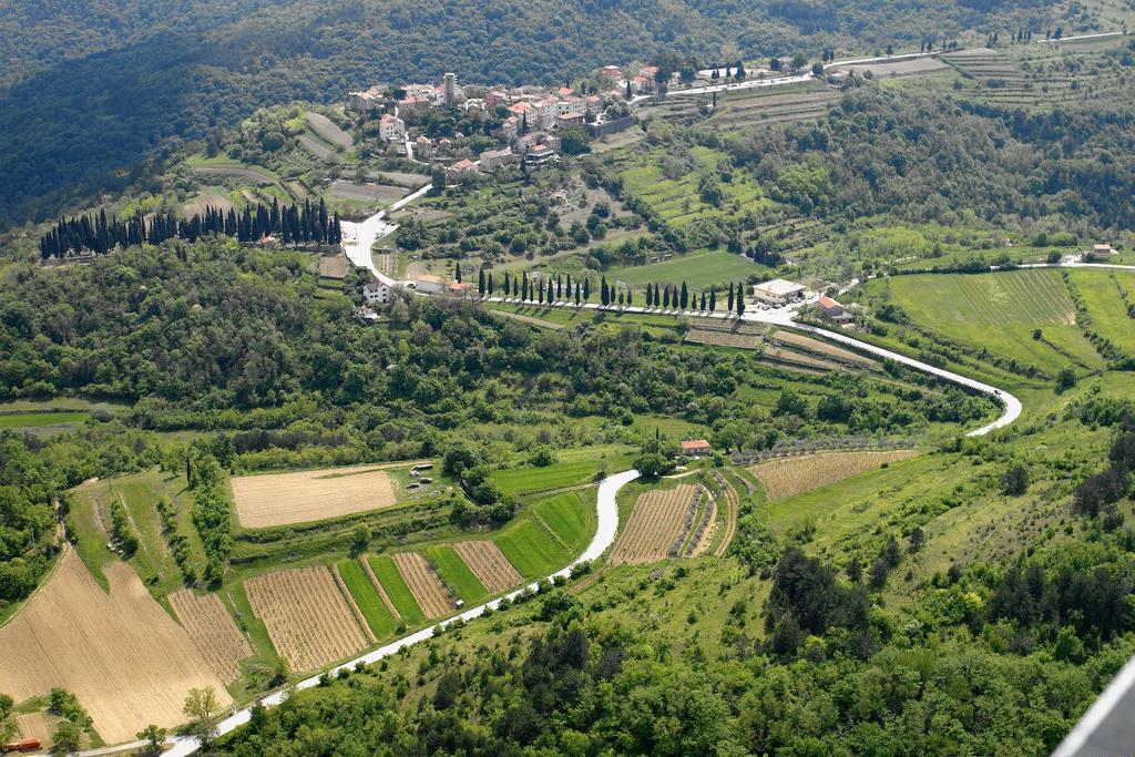 Villa Letizia Oprtalj Ruang foto