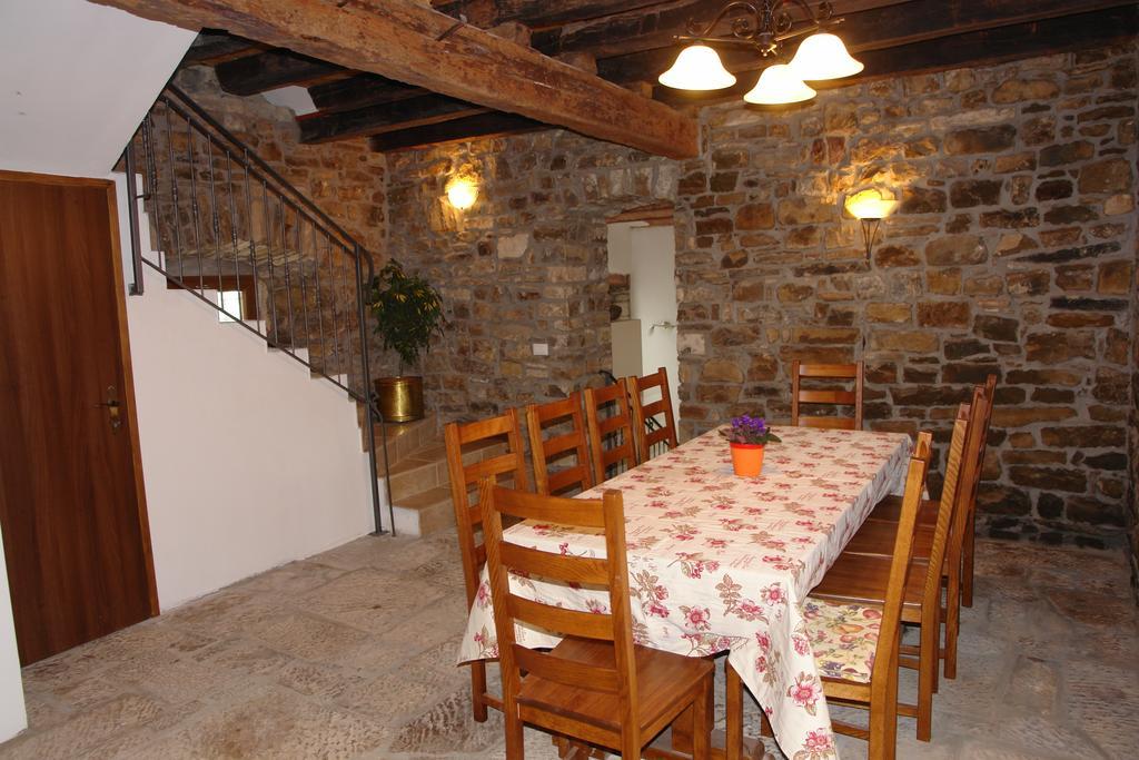 Villa Letizia Oprtalj Ruang foto