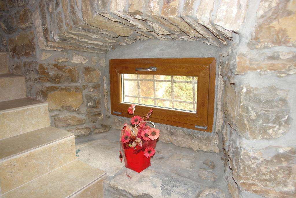 Villa Letizia Oprtalj Ruang foto